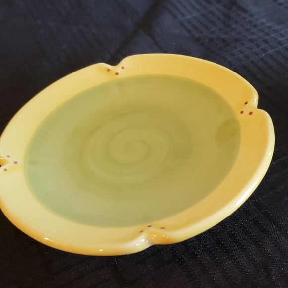 Pistoulet Cup and Plate.  Set of Two each. - Picture 3 of 7